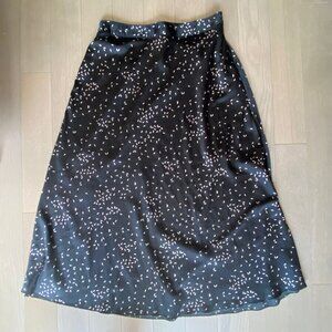 Long Black Silk Skirt with Beige Specks 🌌✨